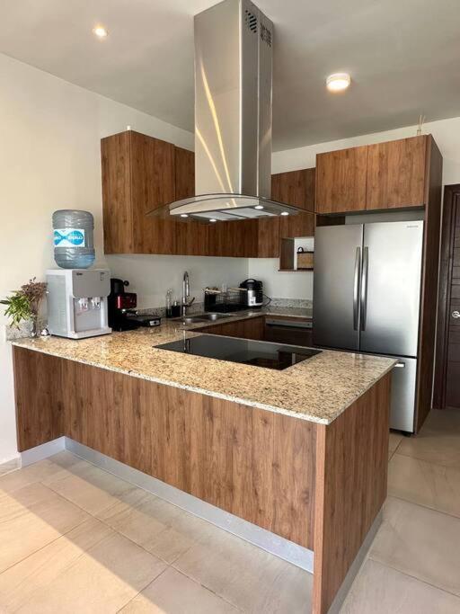 Сasa de vacaciones Big New House In Selvanova Coto 9 *